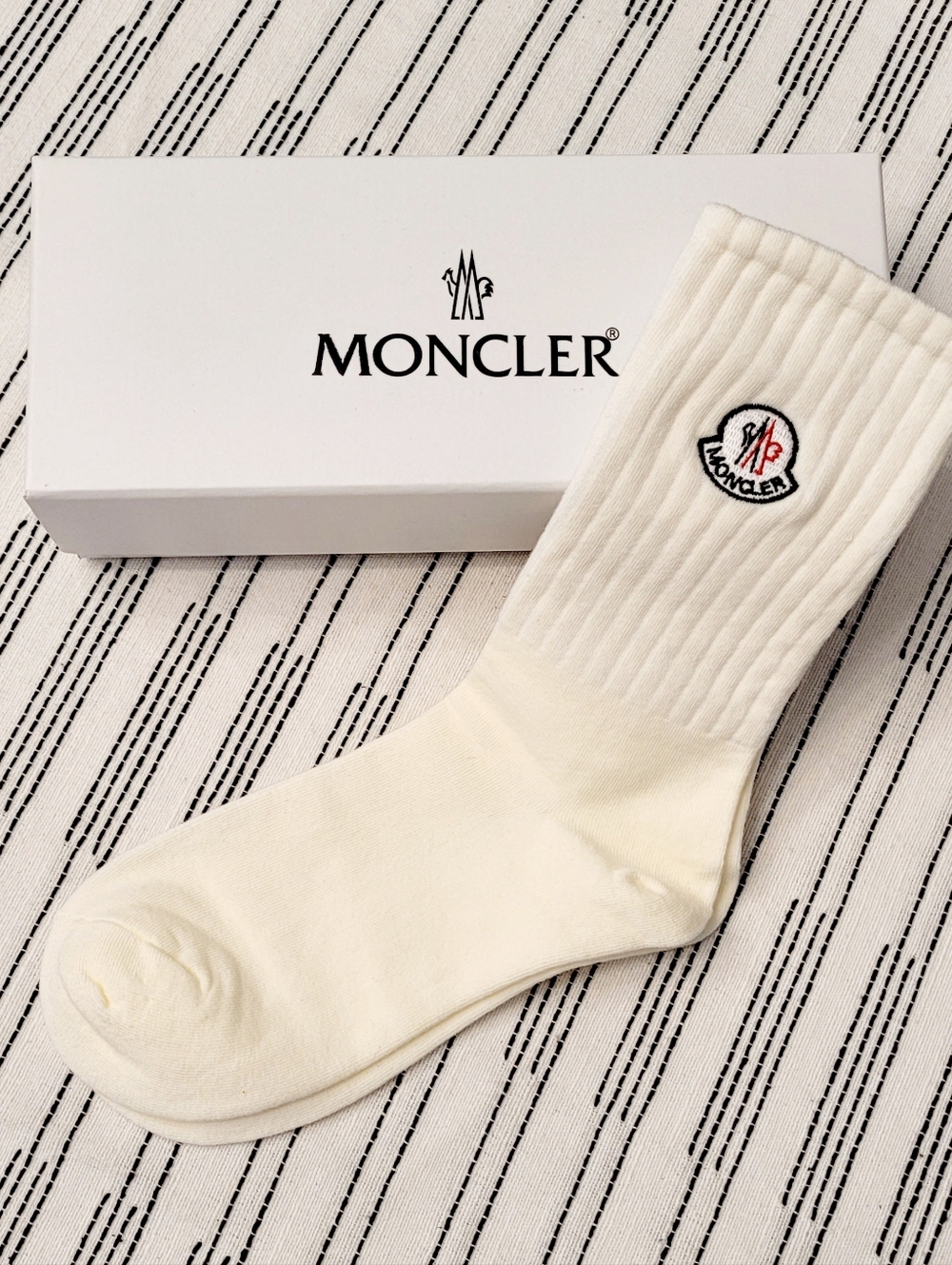 ✨️Moncler White Crew Socks✨️